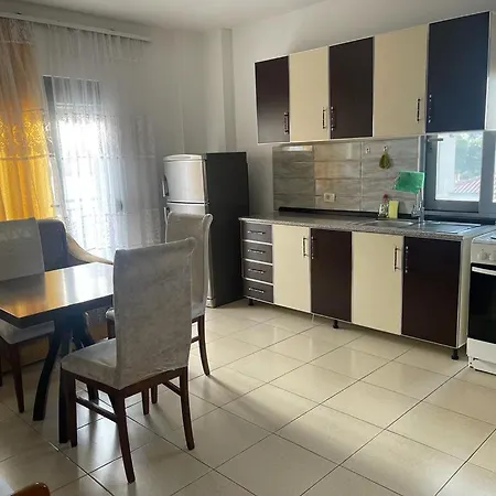 Gem Of ,footsteps To The Beach Apartman *